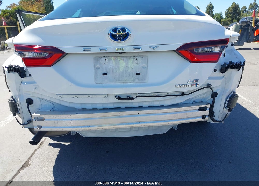 2022 TOYOTA CAMRY LE HYBRID VIN: 4T1C31AK8NU039005