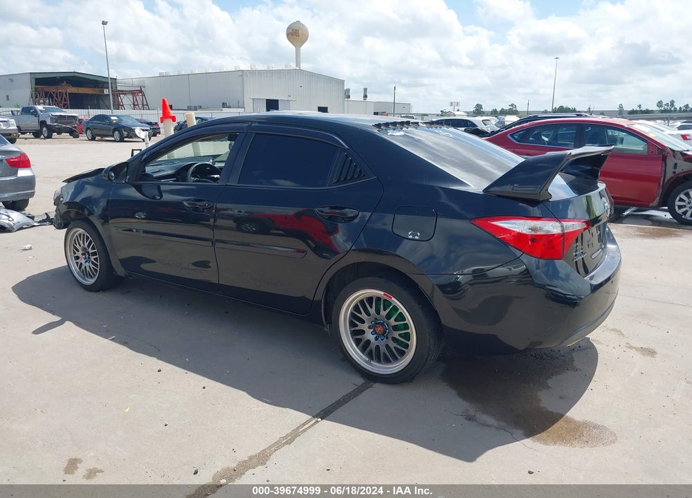 2015 TOYOTA COROLLA LE VIN: 5YFBURHE2FP240182