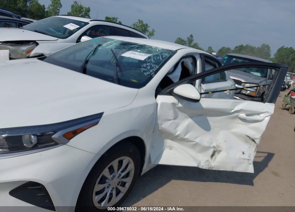 2023 KIA FORTE LX VIN: 3KPF24AD5PE591571