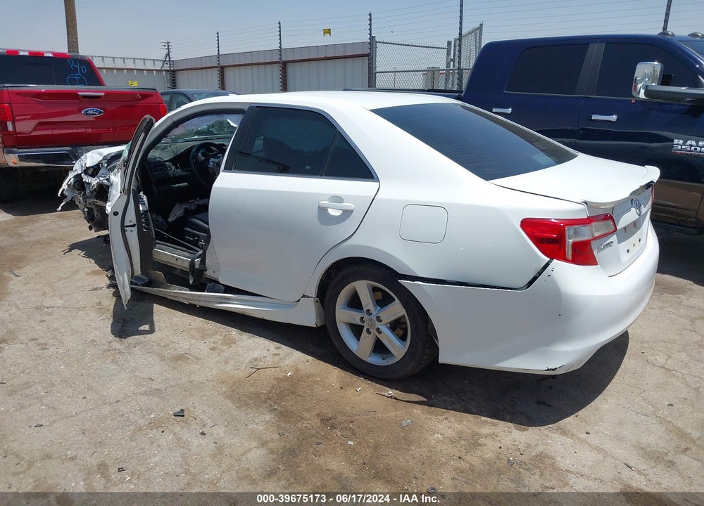 2012 TOYOTA CAMRY SE VIN: 4T1BF1FK7CU593161