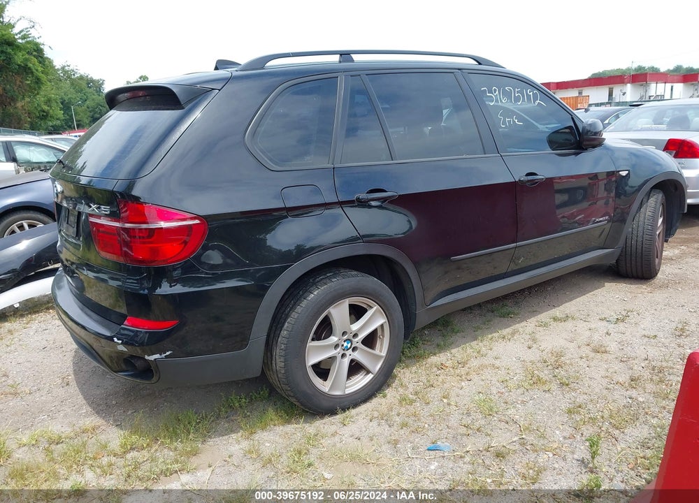 2013 BMW X5 XDRIVE35I/XDRIVE35I PREMIUM/XDRIVE35I SPORT ACTIVITY VIN: 5UXZV4C58D0B04816