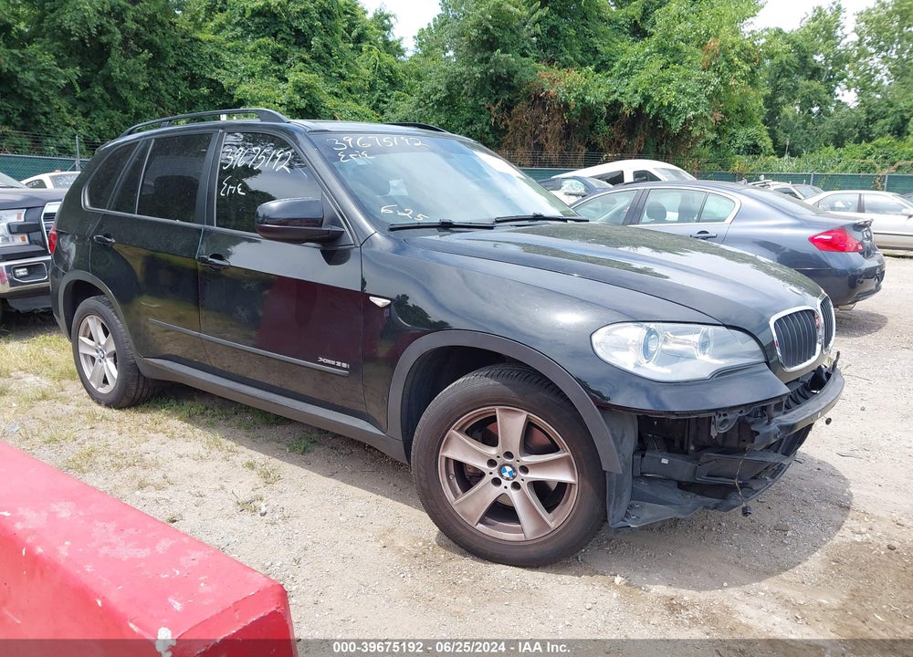 2013 BMW X5 XDRIVE35I/XDRIVE35I PREMIUM/XDRIVE35I SPORT ACTIVITY VIN: 5UXZV4C58D0B04816