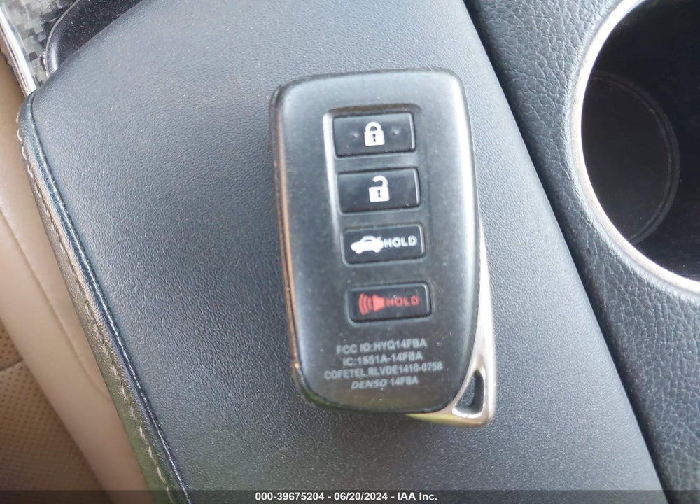 2016 LEXUS IS 300 VIN: JTHCM1D27G5006683