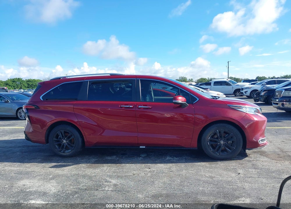 2023 TOYOTA SIENNA LIMITED VIN: 5TDZRKEC1PS169561