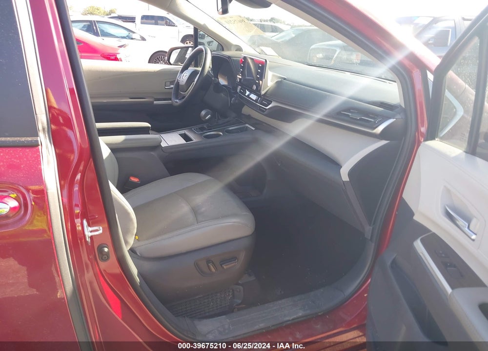 2023 TOYOTA SIENNA LIMITED VIN: 5TDZRKEC1PS169561