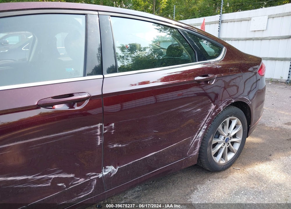 2017 FORD FUSION SE VIN: 3FA6P0HD5HR396442
