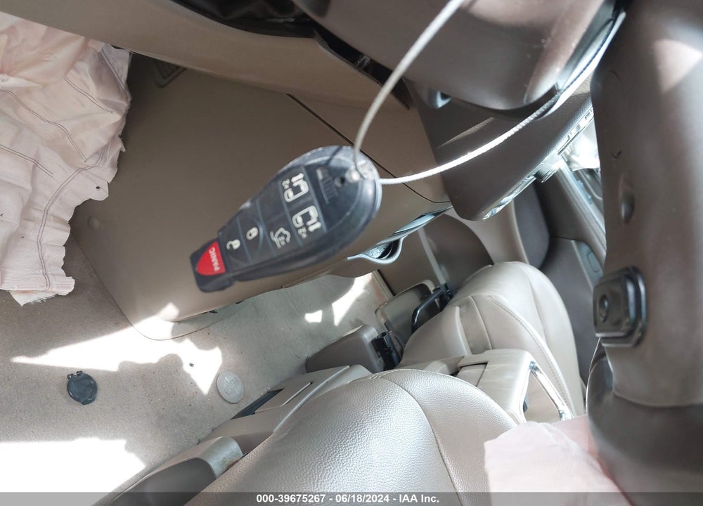 2012 CHRYSLER TOWN & COUNTRY TOURING VIN: 2C4RC1BG1CR325636