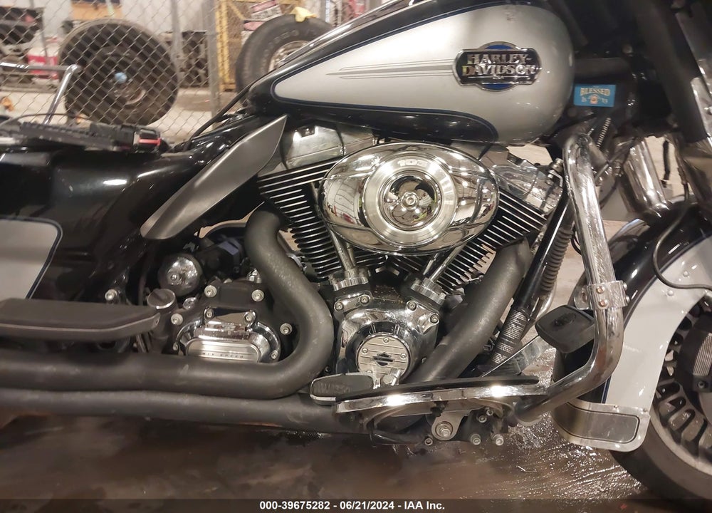 2013 HARLEY-DAVIDSON FLHTCU ULTRA CLASSIC ELECTRA GLD VIN: 1HD1FCM17DB647088