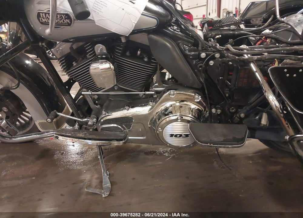 2013 HARLEY-DAVIDSON FLHTCU ULTRA CLASSIC ELECTRA GLD VIN: 1HD1FCM17DB647088