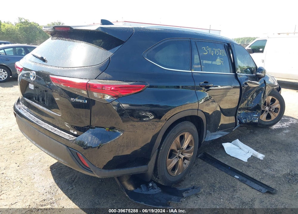 2022 TOYOTA HIGHLANDER HYBRID XLE BRONZE EDITION VIN: 5TDABRCH7NS540275