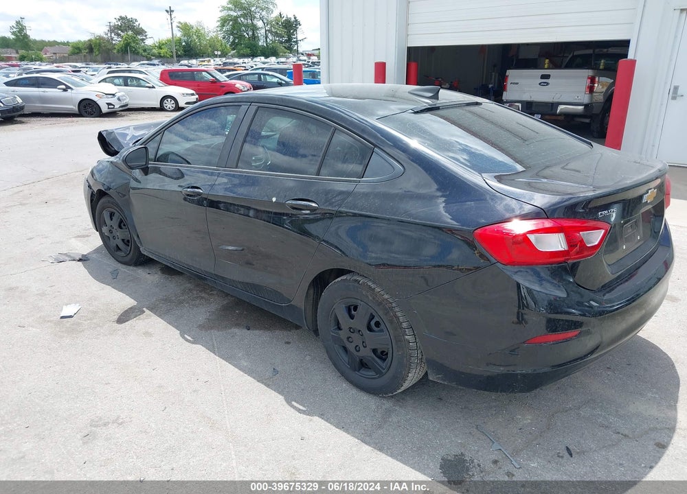 2017 CHEVROLET CRUZE LS AUTO VIN: 1G1BC5SM7H7212287