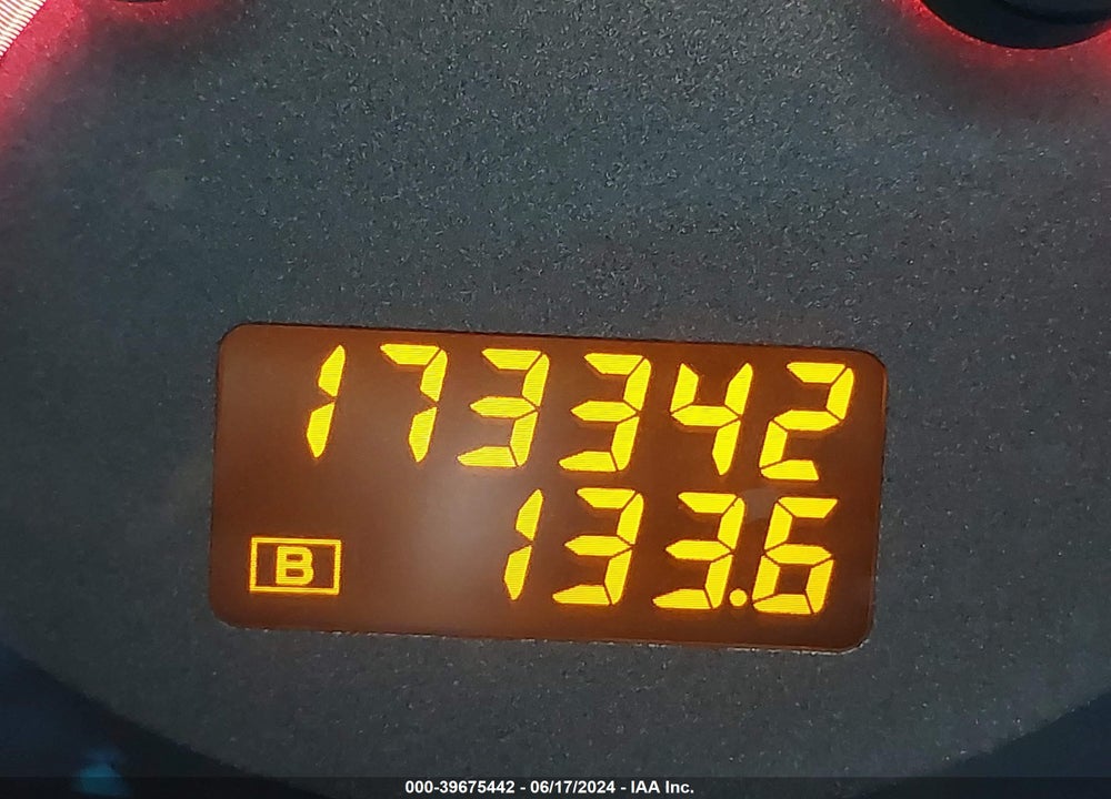2004 NISSAN MAXIMA 3.5 SL VIN: 1N4BA41E34C909545