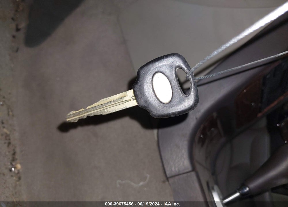 2005 HYUNDAI XG350 L VIN: KMHFU45E95A384318