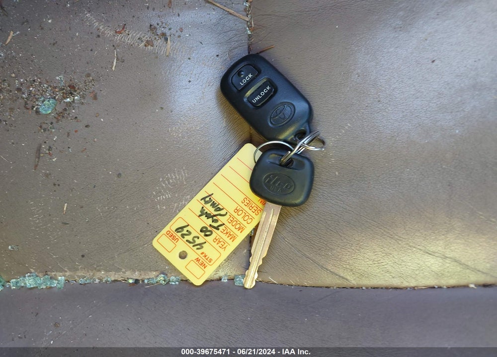 2000 TOYOTA CAMRY XLE V6 VIN: JT2BF28K6Y0244507