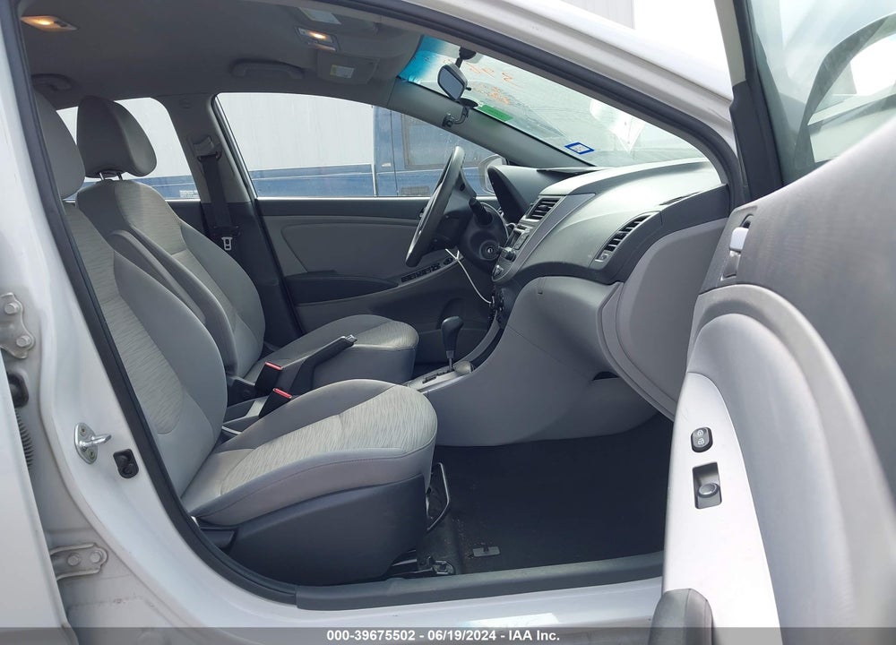 2017 HYUNDAI ACCENT SE VIN: KMHCT4AE8HU370490
