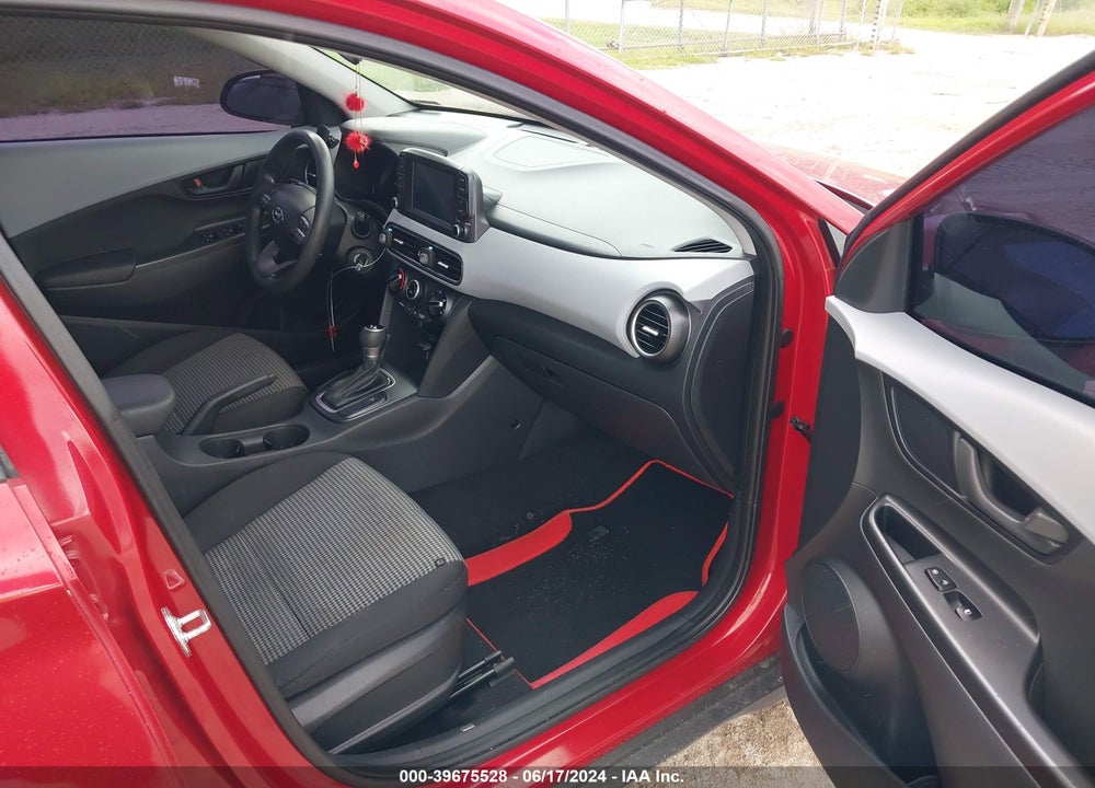 2019 HYUNDAI KONA SE VIN: KM8K12AA8KU239022