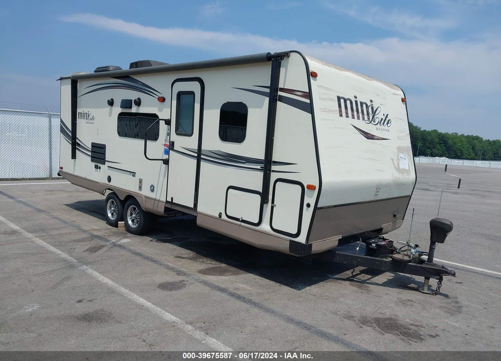 2016 ROCKWOOD BY FOREST R MINI LITE 2504S VIN: 4X4TRLA2XGD406594