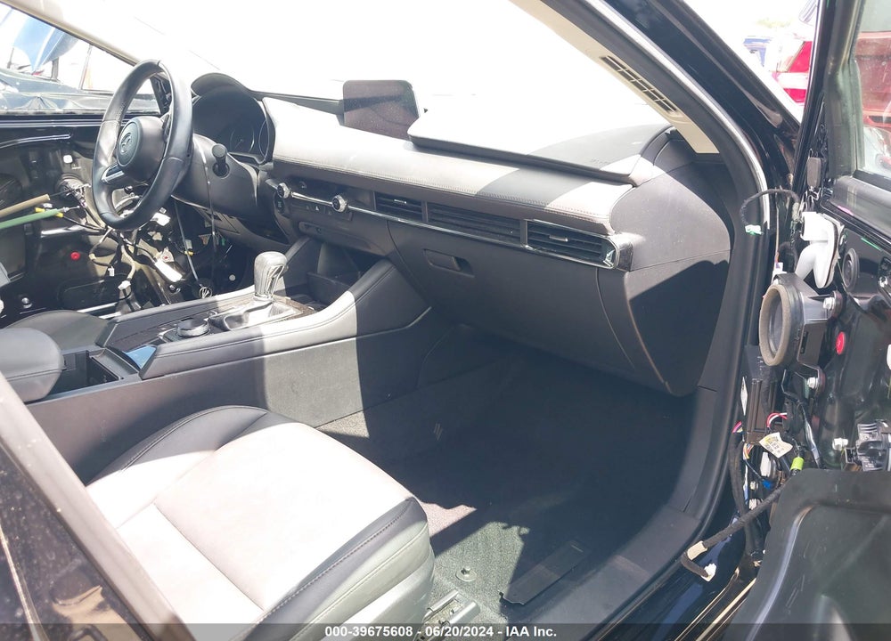 2019 MAZDA 3 SELECT PACKAGE VIN: 3MZBPAAL1KM106408