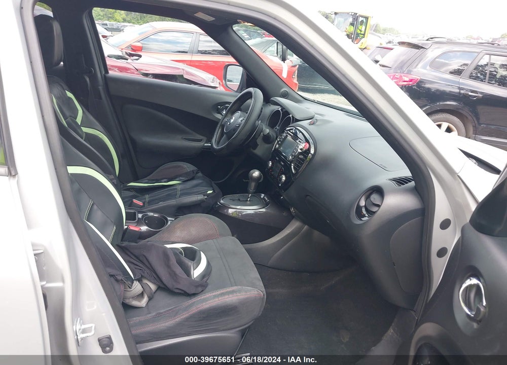 2015 NISSAN JUKE NISMO/S/SL/SV VIN: JN8AF5MV8FT565081