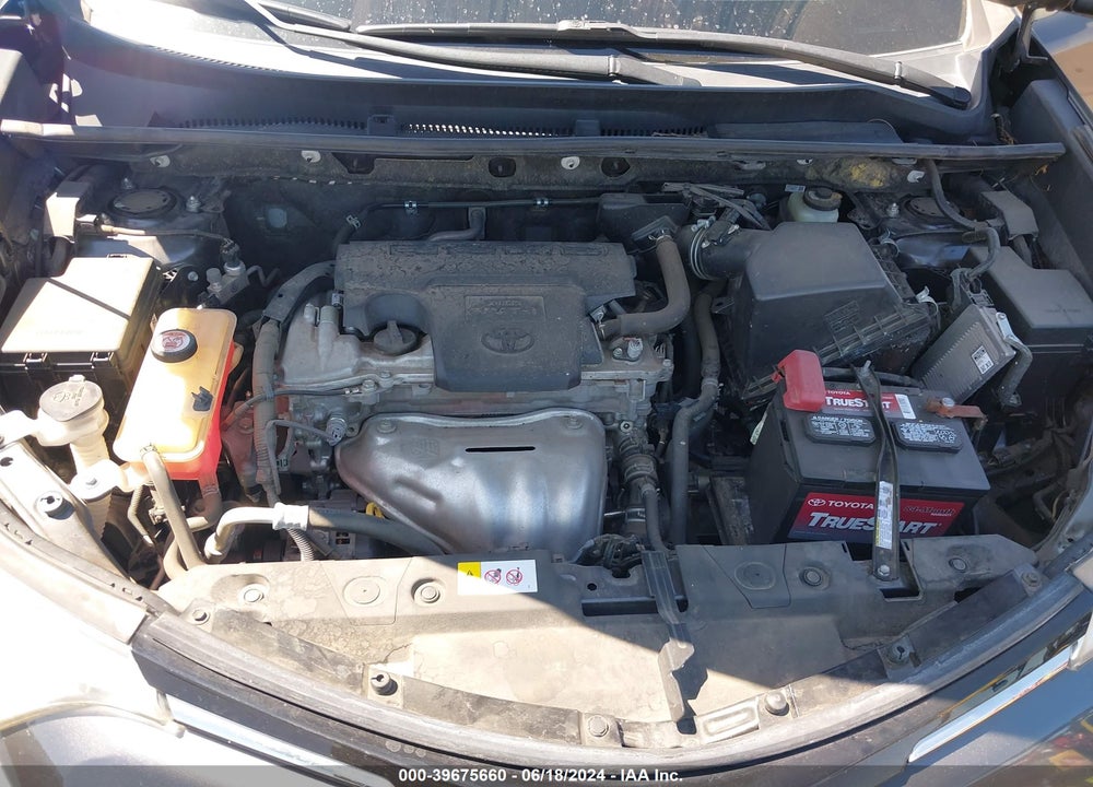 2018 TOYOTA RAV4 XLE VIN: JTMRFREV9JJ200322