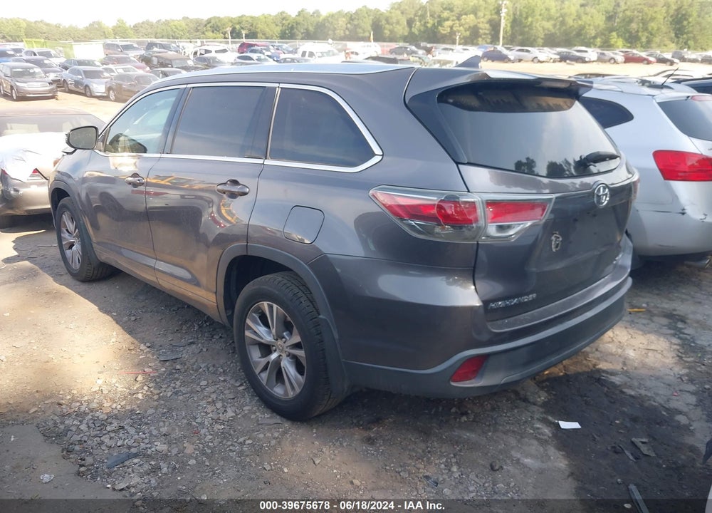 2015 TOYOTA HIGHLANDER XLE V6 VIN: 5TDJKRFH3FS195839