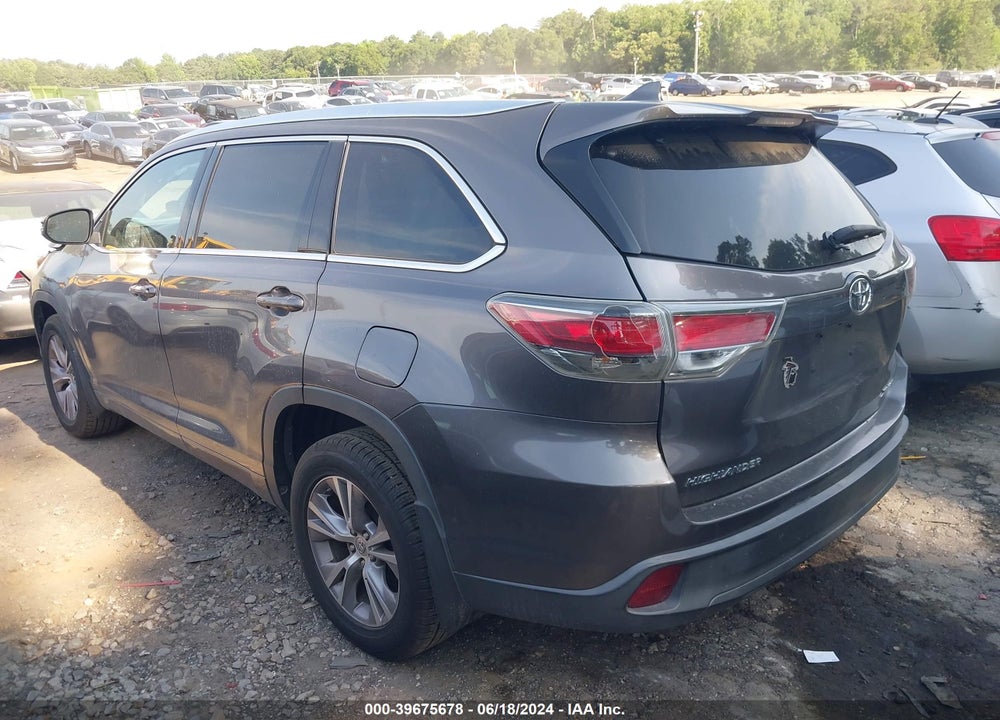 2015 TOYOTA HIGHLANDER XLE V6 VIN: 5TDJKRFH3FS195839