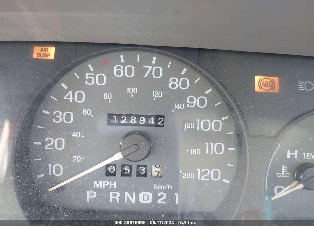 1995 MERCURY GRAND MARQUIS VIN: 2MELM75W2SX603865