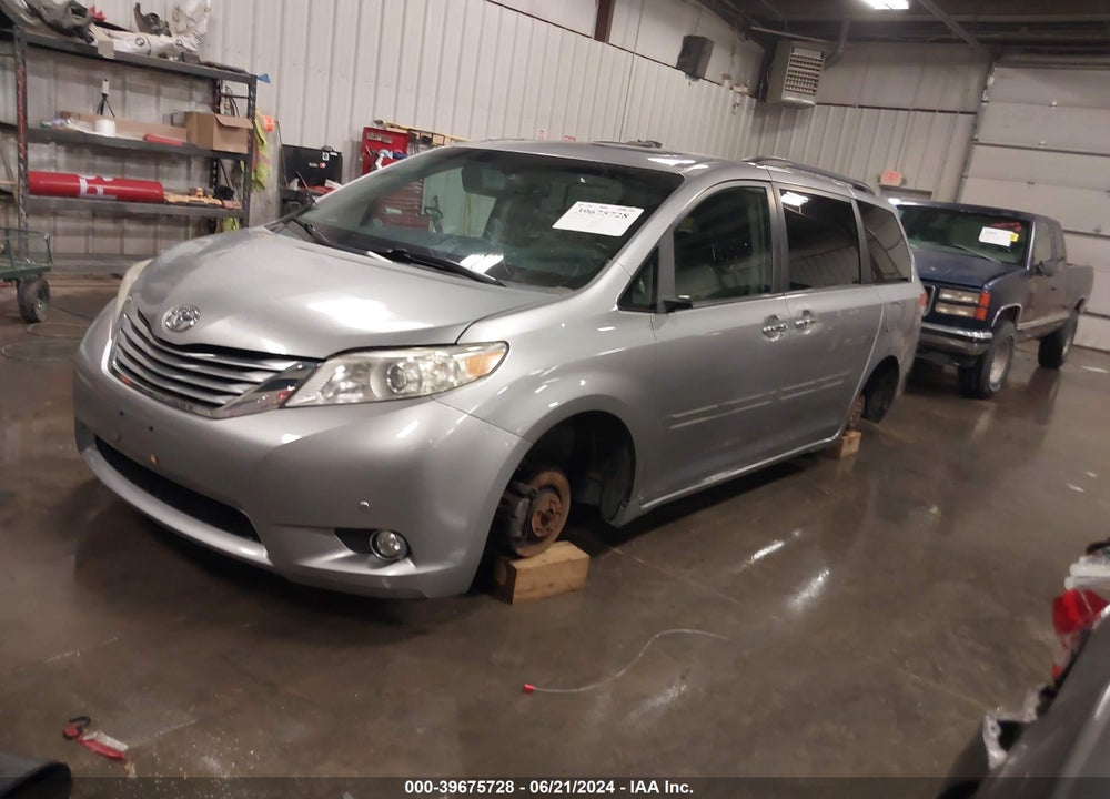 2011 TOYOTA SIENNA LIMITED V6 VIN: 5TDYK3DC6BS001429