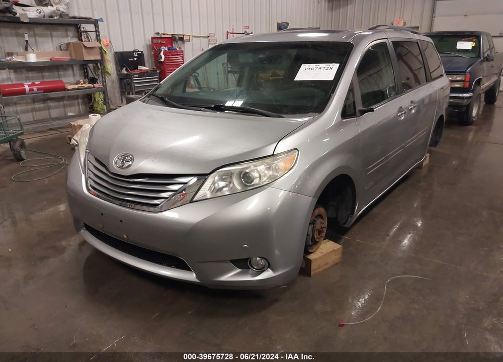 2011 TOYOTA SIENNA LIMITED V6 VIN: 5TDYK3DC6BS001429