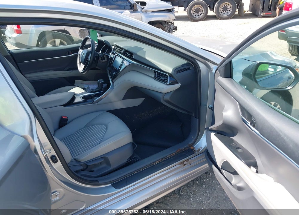 2020 TOYOTA CAMRY SE VIN: 4T1M11AK2LU897710