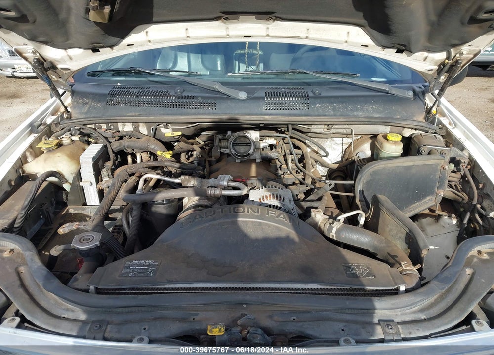 2000 JEEP GRAND CHEROKEE LAREDO VIN: 1J4GW48N0YC321769