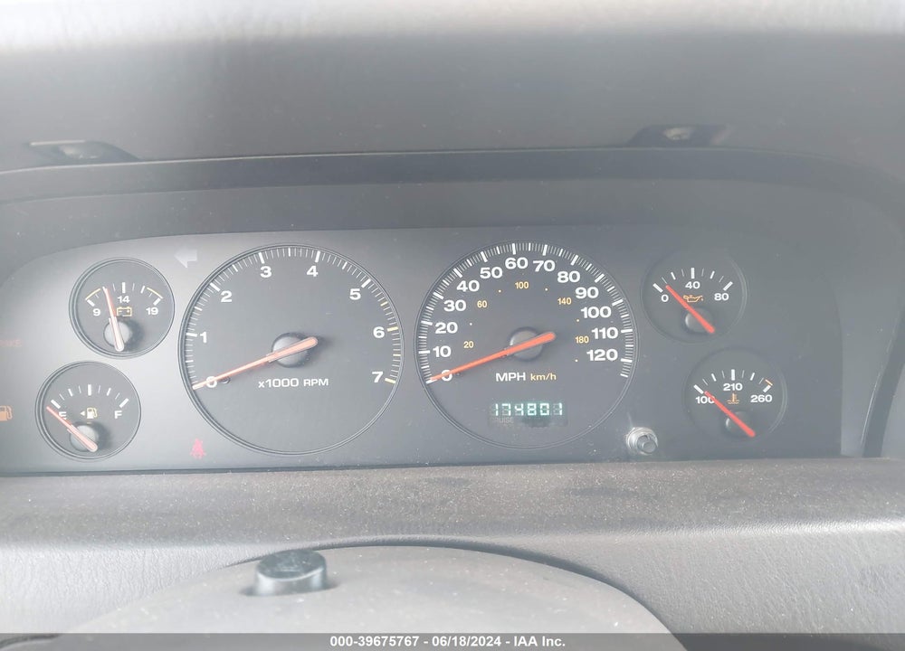 2000 JEEP GRAND CHEROKEE LAREDO VIN: 1J4GW48N0YC321769