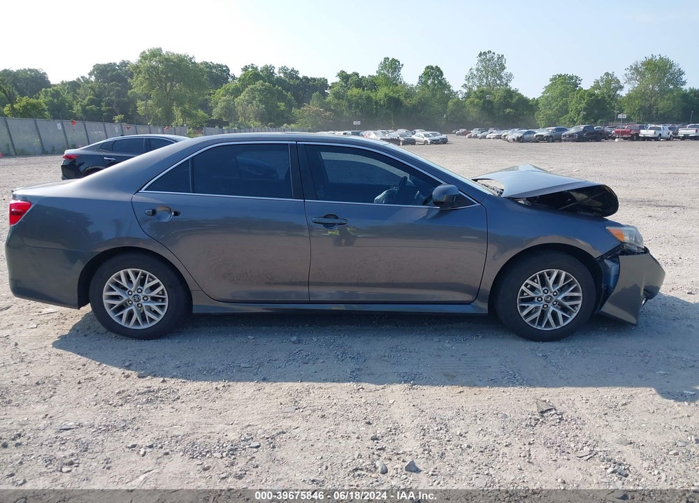 2014 TOYOTA CAMRY SE VIN: 4T1BF1FK3EU829534