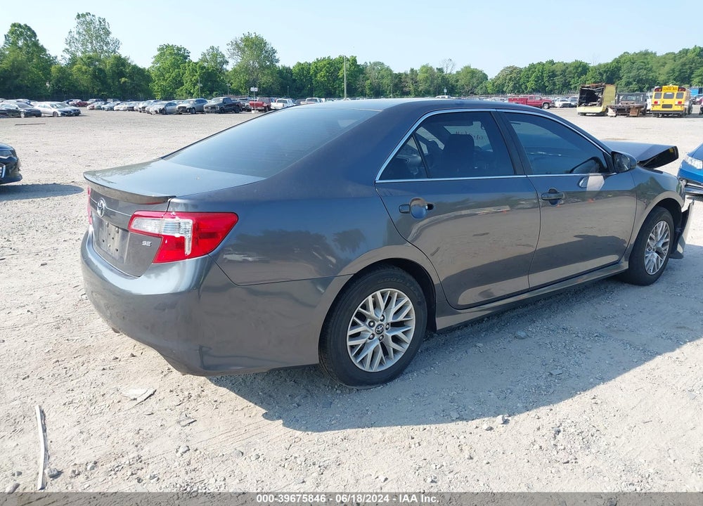 2014 TOYOTA CAMRY SE VIN: 4T1BF1FK3EU829534