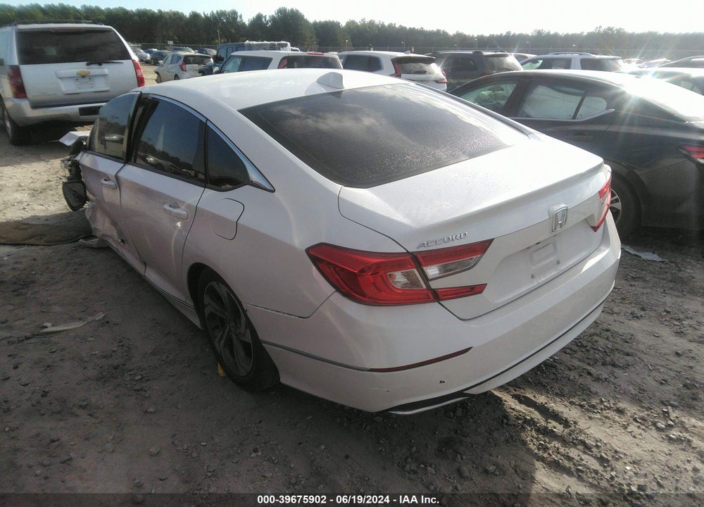 2018 HONDA ACCORD EX VIN: 1HGCV1F45JA261832