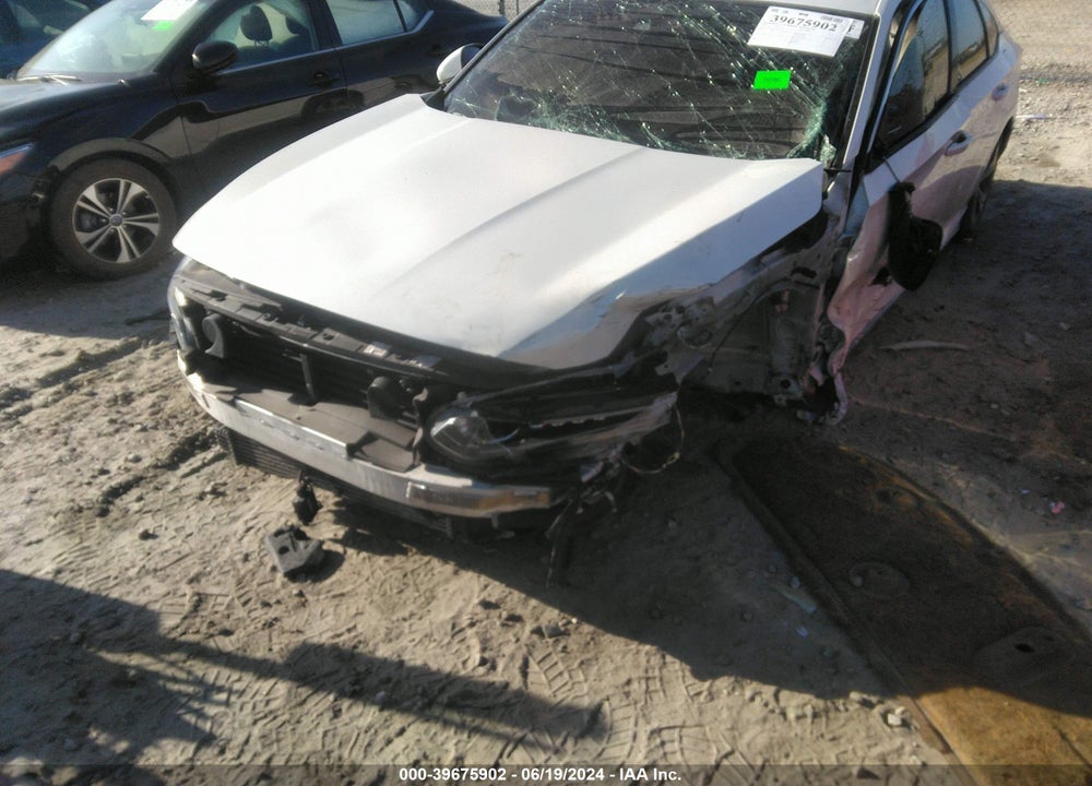 2018 HONDA ACCORD EX VIN: 1HGCV1F45JA261832