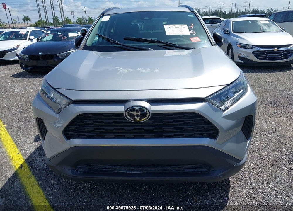 2021 TOYOTA RAV4 LE VIN: 2T3H1RFV0MW135990