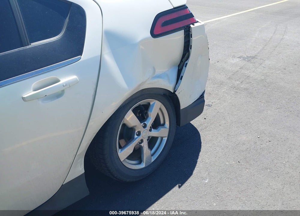 2013 CHEVROLET VOLT VIN: 1G1RB6E48DU106574