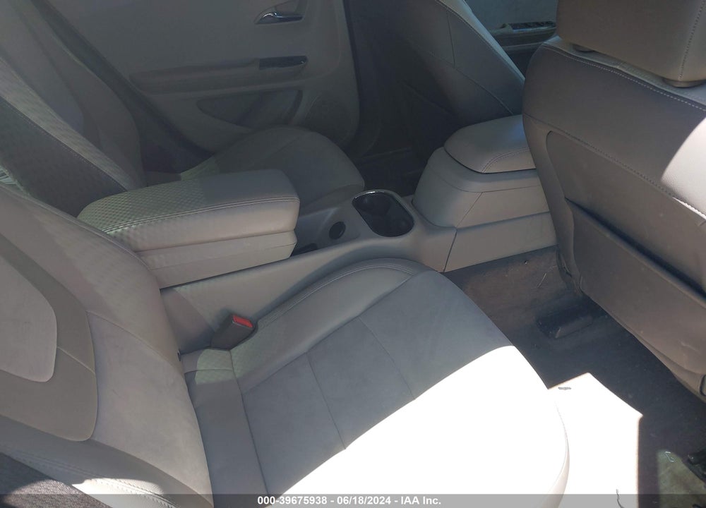 2013 CHEVROLET VOLT VIN: 1G1RB6E48DU106574