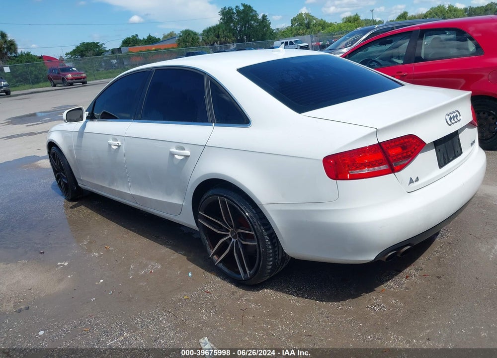 2011 AUDI A4 VIN: WAUEFAFL3BN034321