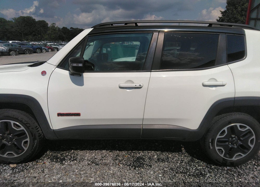 2016 JEEP RENEGADE TRAILHAWK VIN: ZACCJBCT1GPD02977