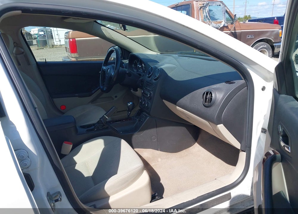 2007 PONTIAC G6 GT VIN: 1G2ZH58NX74242699