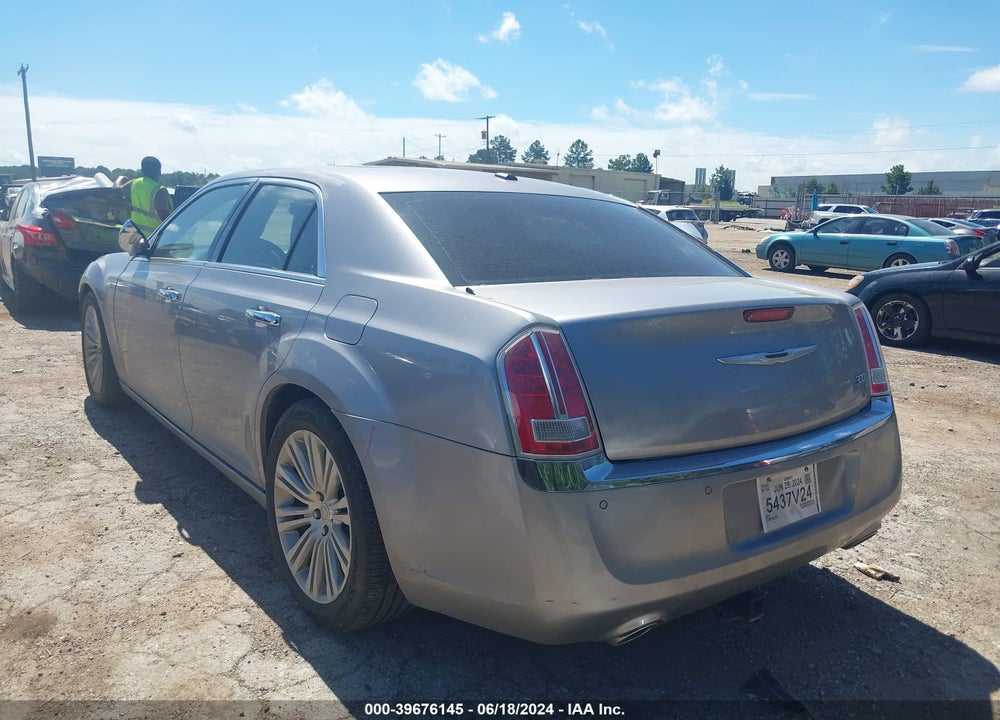 2013 CHRYSLER 300C VIN: 2C3CCAET4DH679113