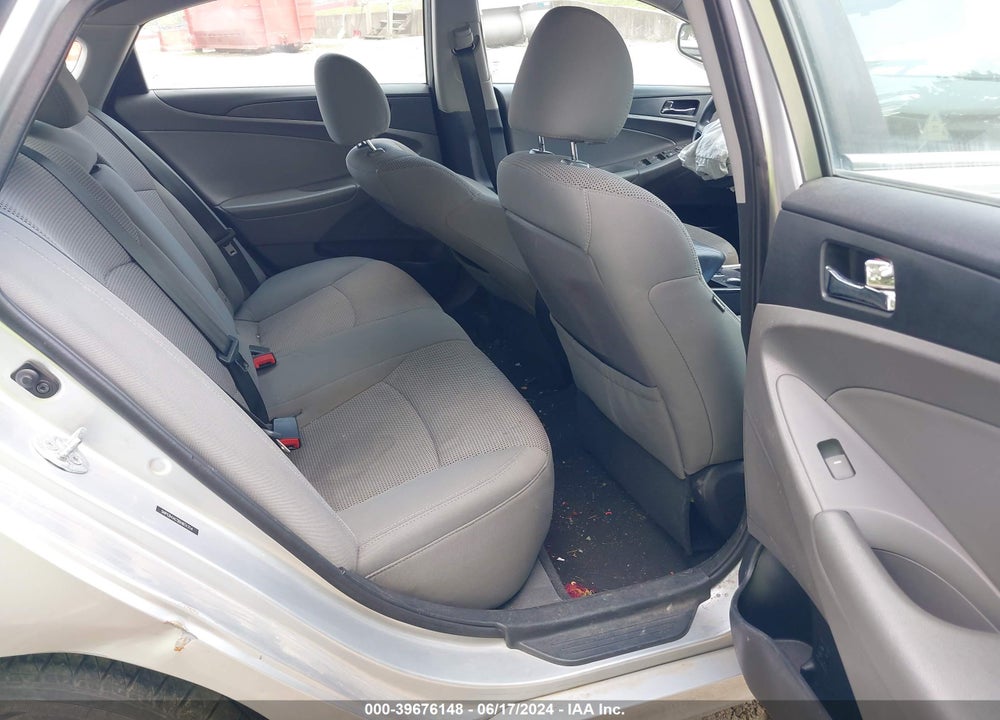 2013 HYUNDAI SONATA GLS VIN: 5NPEB4AC5DH651214