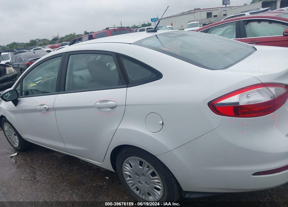 2015 FORD FIESTA S VIN: 3FADP4AJXFM198268