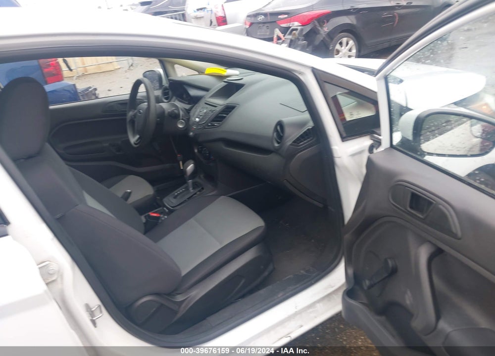 2015 FORD FIESTA S VIN: 3FADP4AJXFM198268