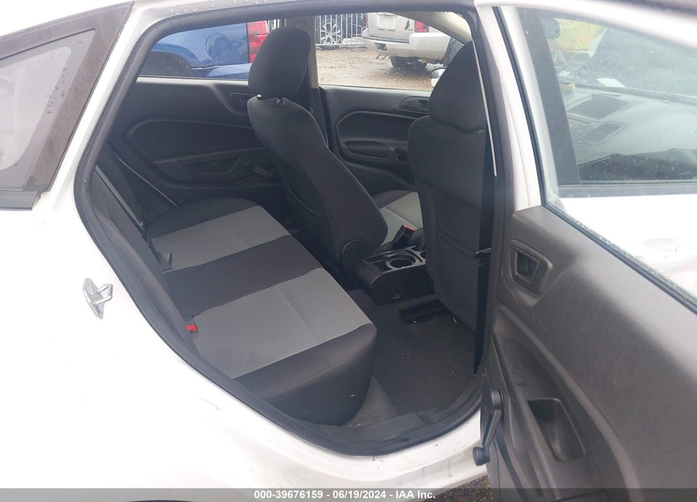 2015 FORD FIESTA S VIN: 3FADP4AJXFM198268