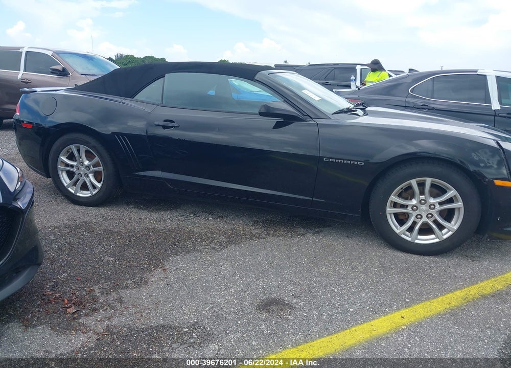 2015 CHEVROLET CAMARO 1LT VIN: 2G1FD3D32F9146900