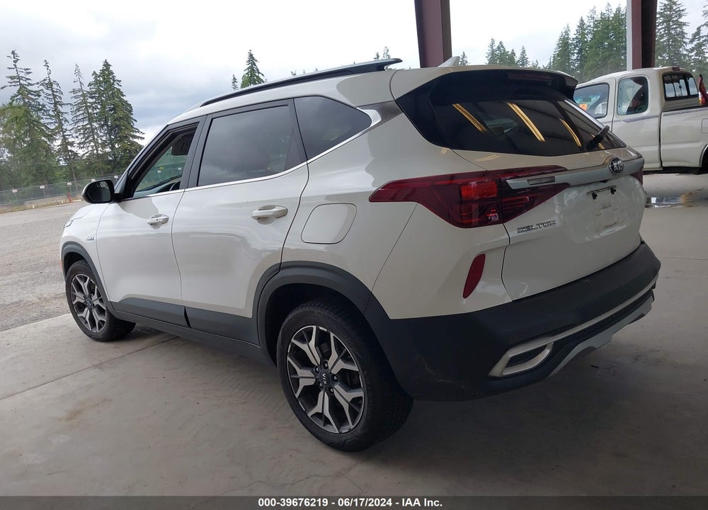 2021 KIA SELTOS EX VIN: KNDERCAA2M7207989