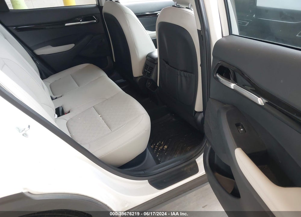 2021 KIA SELTOS EX VIN: KNDERCAA2M7207989